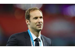 37歳チェフの「テニスボール＆トランポリンお手玉」がすごい 画像