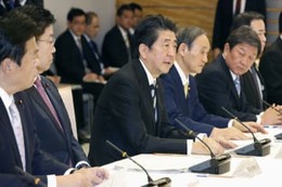 25日にも新型肺炎基本方針決定 画像