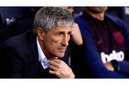 バルセロナの61歳セティエン監督、うまい！「精密シュート練」がこれ 画像