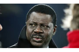 新型コロナ感染のマルセイユ元会長が68歳で死去　欧州初の黒人会長 画像