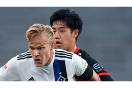 遠藤航、大一番でやった！“屈強戦士”に競り勝った「ドイツ初ゴール」を見よ 画像