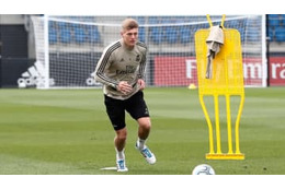 シュートの鬼！クロースが練習でやった「とんでもない弾道」を見た？ 画像