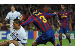 バルセロナ、ピケの「DF離れしたクルっとターンシュート」が再び 画像