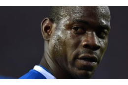 「人種差別主義者はサル以下」 バロテッリが斬る 画像