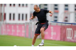 36歳ロッベン、“どう見てもまだやれる”バイエルンでの「秘密練習」がこれ 画像