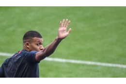 足首負傷のエムバペ、CLで復帰か　レキップも伝える 画像