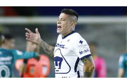 元「ローマの天才」イトゥルベ、交代にブチギレ！ベンチでのキックがこれ 画像