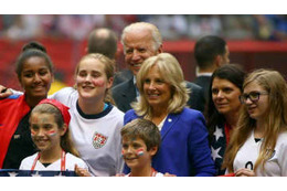 ジョー・バイデン氏、サッカーファンだった。「男女同一賃金」にも着手 画像