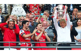 アーセナルの元用具担当、貴重グッズの数々を売却…最も高額だったユニが意外 画像