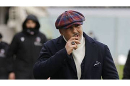 冨安上司のミハ監督ぼやく「なぜこんなに警告多い？オレはプレーしてないのに」 画像