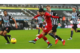 南野拓実の移籍後初ゴール！ 内田篤人は「すごいね、これは」と解説 画像