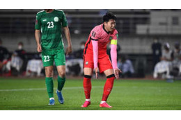 ソン・フンミン、悪質タックルに怒る！韓国代表での憤慨シーン 画像