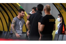 メッシ、怒る！前代未聞の試合中の警察介入に「早く来いよ」 画像