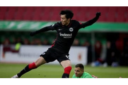 フランクフルト鎌田大地、2022年初ゴール！GK瞬殺タッチがこれ(動画あり) 画像