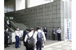 セブン、百貨店売却など課題山積 画像