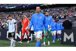 「王者イタリアにW杯出場権がないのは狂気の沙汰」 バッジョが苦言 画像