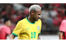 日本と戦うネイマール、“泣き顔”…紫色の打撲痕を公開 画像