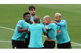 ブラジル代表、日本戦前の「殴り合いケンカ報道」は誤報 画像