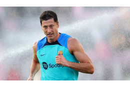 レヴァンドフスキの“嘘つき発言”にバイエルンが応戦！「尻でドアを閉めるな」 画像