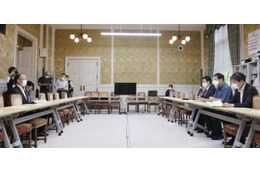 野党、西村氏マニュアルを批判 画像