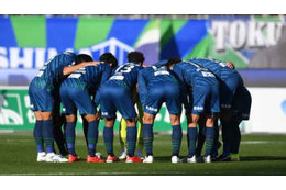 6位浮上の徳島ヴォルティス。スペイン人監督が紡ぐ「負けない攻撃サッカー」でJ1昇格へ 画像