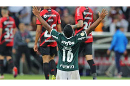 16歳の天才エンドリック、「歴史上最年少」プロ初ゴールがこれ 画像