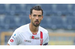 元アーセナルDFパブロ・マリ、イタリアで通り魔に刺される 画像