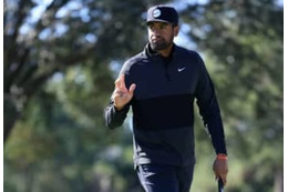 トニー・フィナウが独走態勢　松山英樹は首痛のため棄権 画像