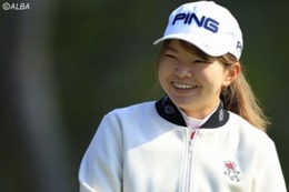 渋野日向子の妹・暉璃子がレギュラー初参戦！　姉からはウェアの贈り物 画像