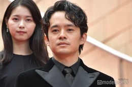 池松壮亮「引くぐらい綺麗だった女優は？」に回答 突然のハグに動揺した過去明かす「彼女さんを連れて来られていて…」 画像