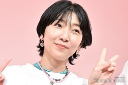 「ブラッシュアップライフ」麻美（安藤サクラ）の靴下は共演者からのプレゼントだった 劇中との“リンク”に「驚いた」「ぴったり」の声 画像