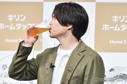 ジャニーズWEST重岡大毅、天海祐希の甥っ子役 会見で生ビール乾杯 画像