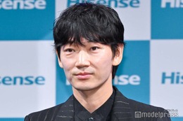 岡田准一「映画人生で1番大変だった」理由 13年ぶり共演・綾野剛の意外な一面明かす 画像