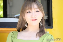 須田亜香里、素肌＆美脚大胆見せ「可愛すぎ」「スタイル良い」の声 画像