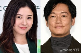 井浦新、吉高由里子と大河「光る君へ」で再会「最愛」コンビの密着2ショットにファン歓喜「最高で最強」 画像