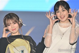 ゆうちゃみ＆ゆいちゃみ姉妹、腕組みランウェイ シースルーのリンクコーデが可愛い【TGC 和歌山 2024】 画像