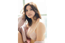 林ゆめ、美バスト輝く 圧倒的プロポーションで魅了 画像