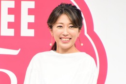 里田まい、愛娘が施した派手メイク姿を披露「まさかオデコに…」と驚き 画像