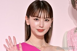 鈴木えみ、鮮やかオレンジヘアにイメチェン「美しい」「何色でも似合う」の声 画像