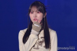 日向坂46加藤史帆、キュートなウィンクに視線集中【TGC 2024 S／S】 画像