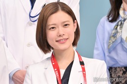 杉咲花、主演作にかける思い 緊張でマイクが鼓動拾うことも「コンプレックスに思う時期もあった」＜アンメット ある脳外科医の日記＞ 画像