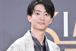 伊藤健太郎、90歳の祖母との2ショット公開「雰囲気が似てる」「美しい」と反響 画像