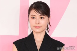 有村架純、新月9「海のはじまり」チームへの思い「忘れられない夏を過ごしたい」【ミス ディオール展覧会 ある女性の物語】 画像