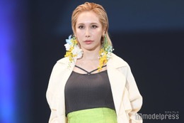 ヘラヘラ三銃士ありしゃん、美バスト大胆披露「セクシー」「美しい」と反響 画像