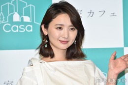 おのののか、水着姿で美デコルテ披露 娘との2ショットに「素敵」「親子で美人」と反響 画像