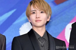 板垣李光人、金髪にヘアチェンジ 新ビジュアルでイベント登場【ブルーピリオド】 画像