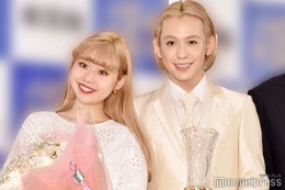 peco、ryuchellさん一周忌に息子・リンクくんと涙「この日を迎えることにどこか不安な気持ちがありました」 画像