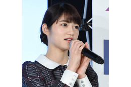 若月佑美、美肌際立つ自撮りSHOTに反響「ウインクは反則」「イケメーン」 画像