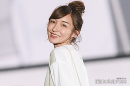 加護亜依、谷間際立つセットアップコーデ披露で「カジュアルだけどセクシー」「着こなせるの流石」の声 画像