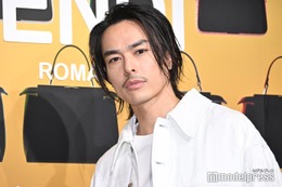 三代目JSB今市隆二ソロライブ、北山宏光がゲスト出演 舞台裏2ショットに「かっこよすぎ」「仲良しなの伝わる」とファン歓喜 画像